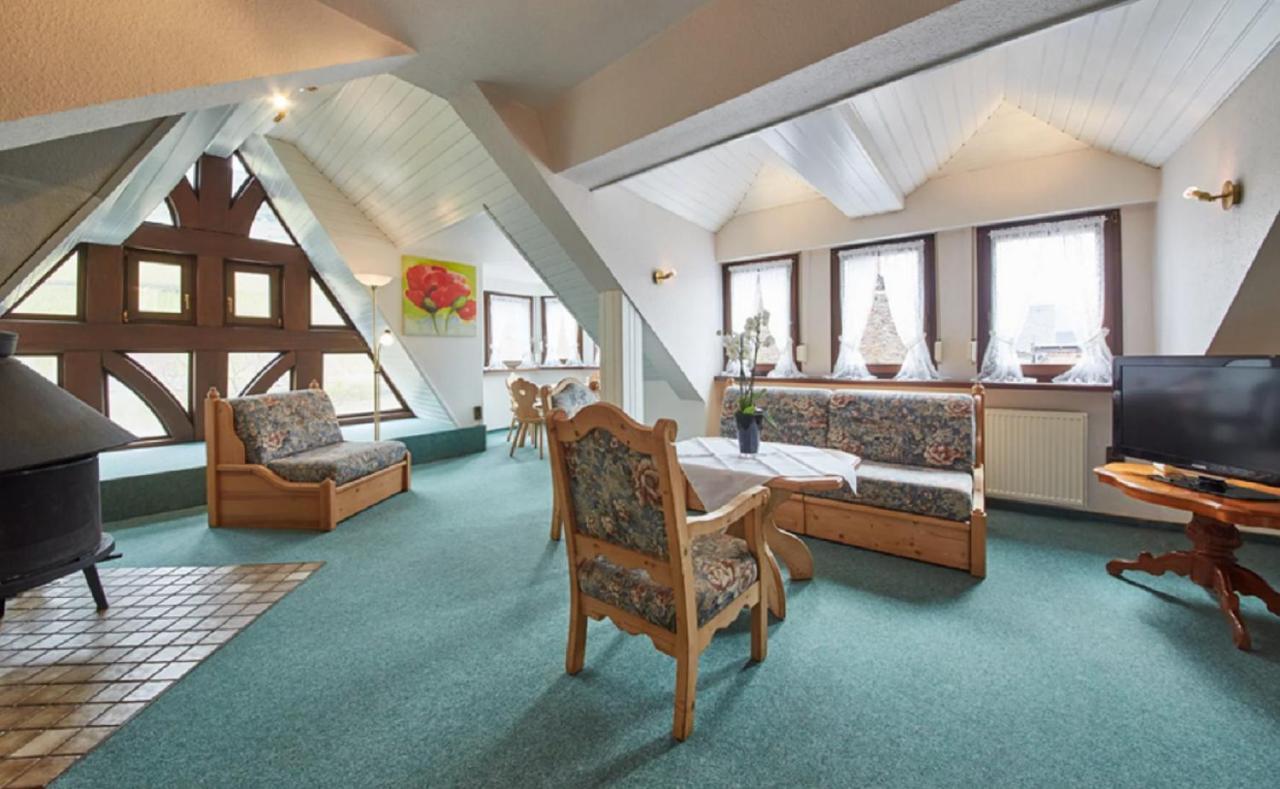 Gaestehaus Zur Traube 레일 외부 사진